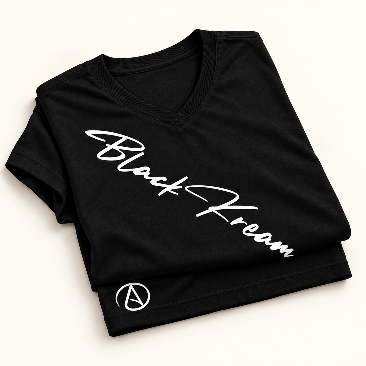 Diagonal signature logo tee shirt